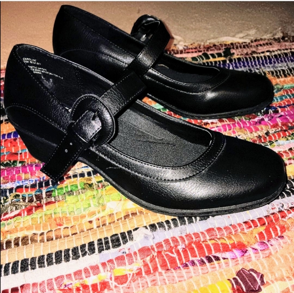 Flex Step~Caroline Black Mary Jane Memory Foam Heels